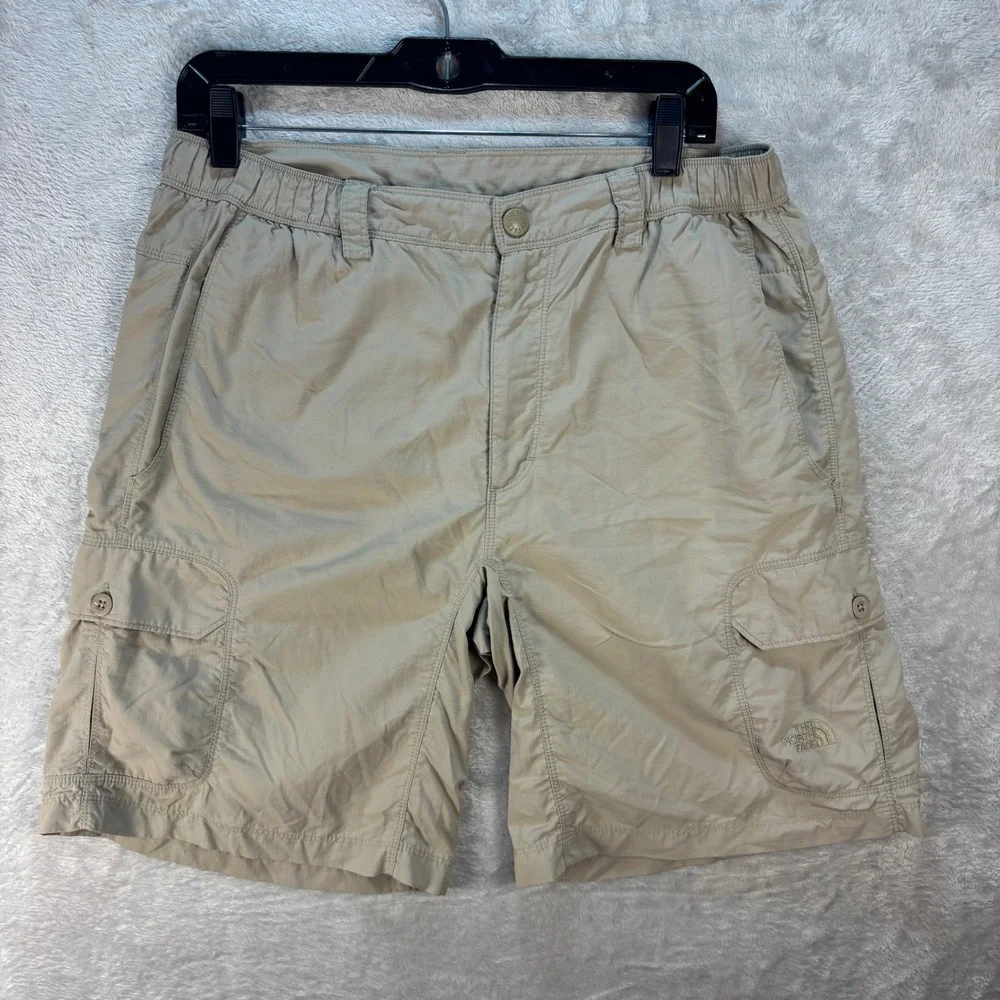 The North Face Men's Cargo Hiking Shorts Tan Nylon Trail Outdoor Pockets Size M‎
